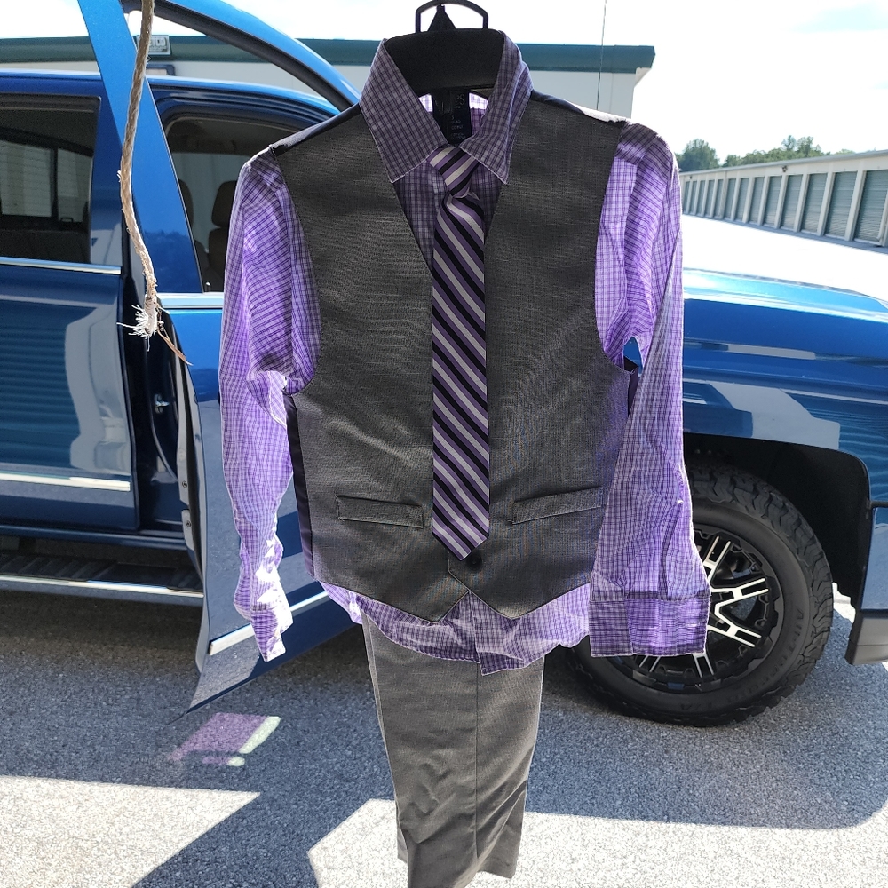 Chaps outfit size 8 boys